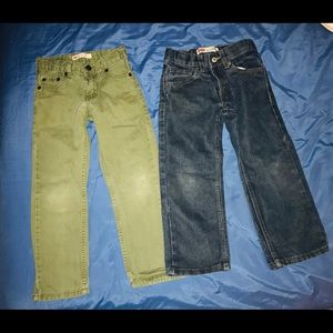 2 Pair Levi’s Jeans
